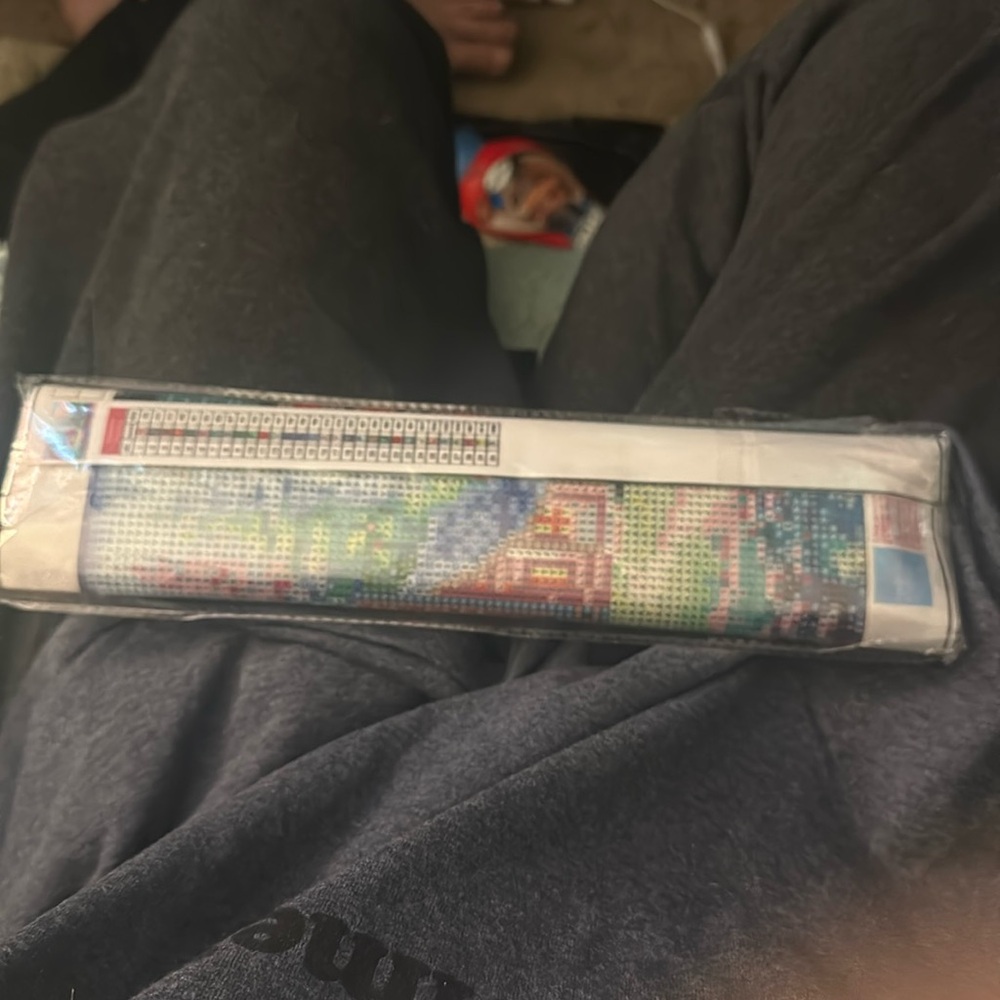 A diamond art painting beads, pens and everything included in the package